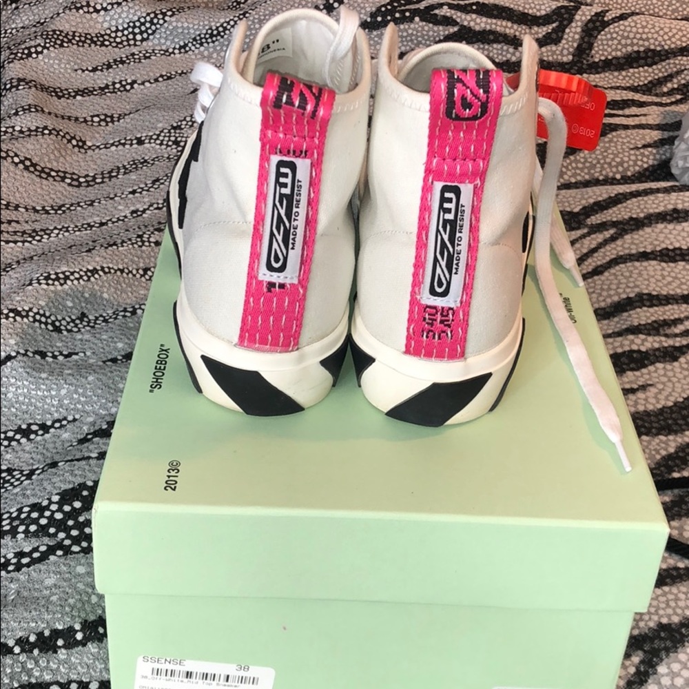 🚫SOLD VIA PAYPAL🚫🔥WOMENS OFF-WHITE SNEAKERS🔥 - Picture 3 of 7